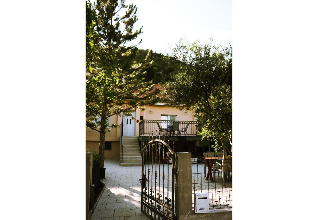 House Natural Citluk Ngoại thất bức ảnh